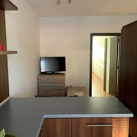 Apartman Eva *